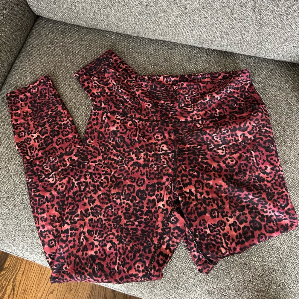 Pink workout leggings